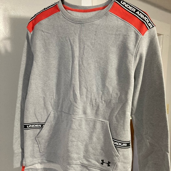 Under Armour Other - Boys Under Armour Pullover Sweatshirt